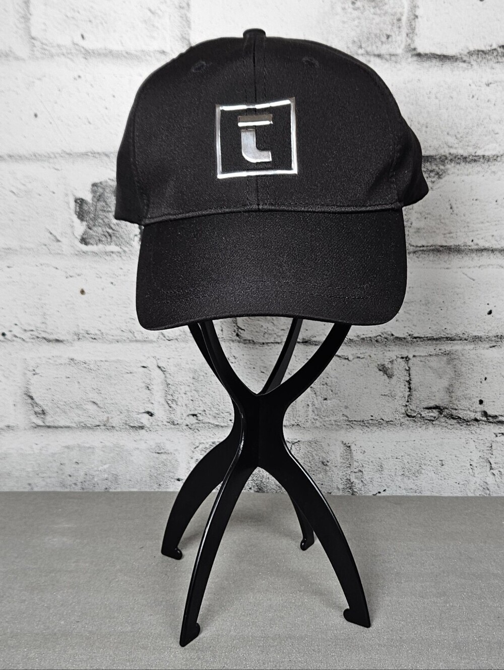TravisMathew Black Snapback Golf Hat Performance Baseball Cap
